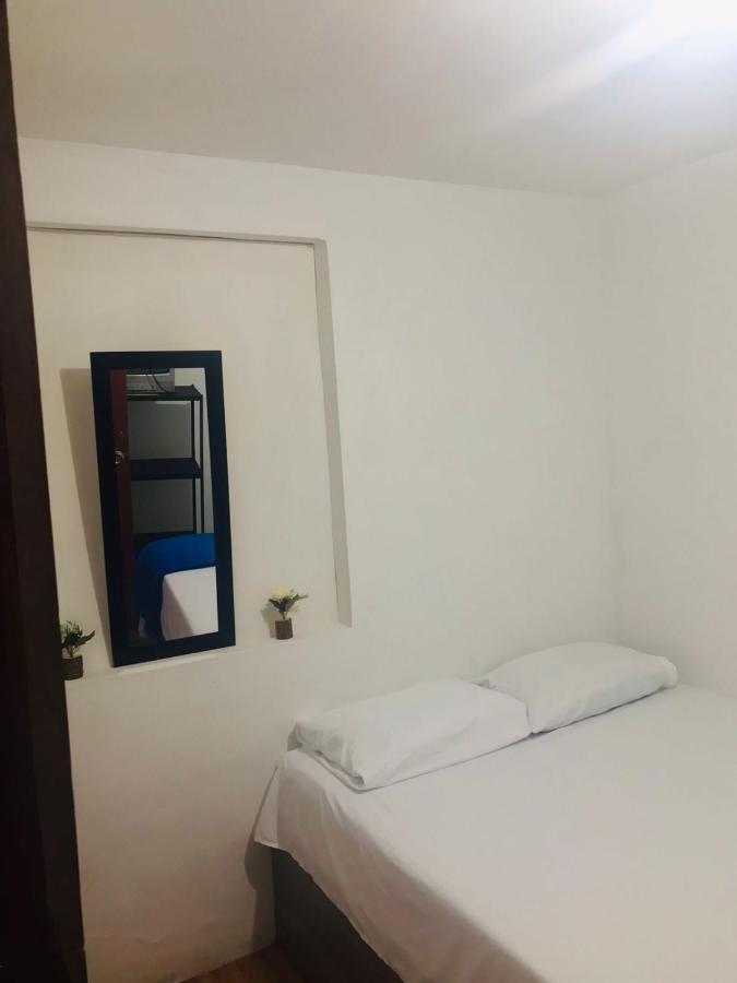 Hostal La 18 Перейра Екстериор снимка