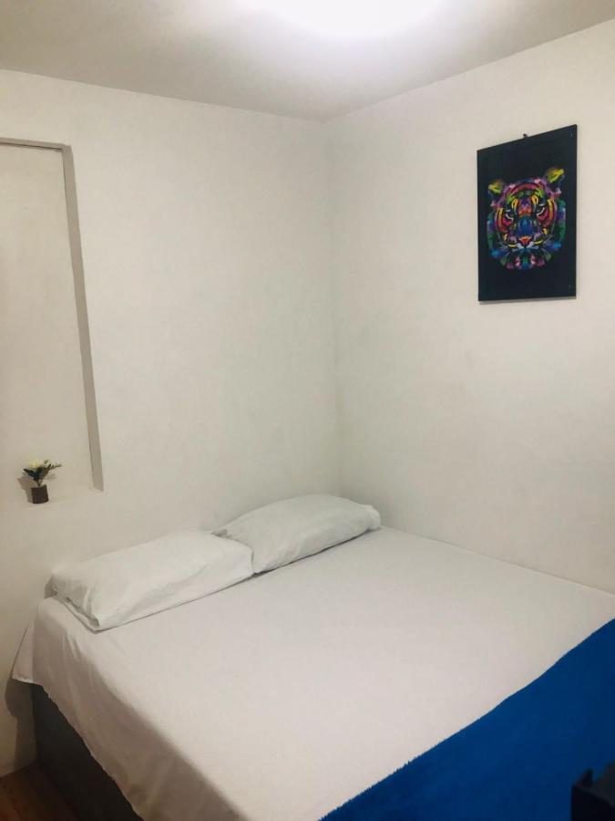 Hostal La 18 Перейра Екстериор снимка