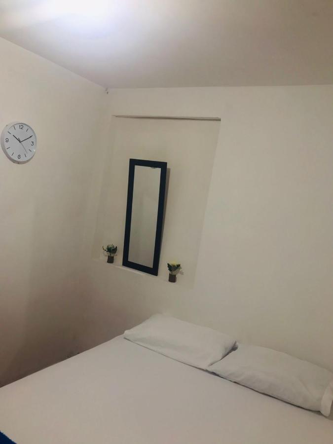 Hostal La 18 Перейра Екстериор снимка