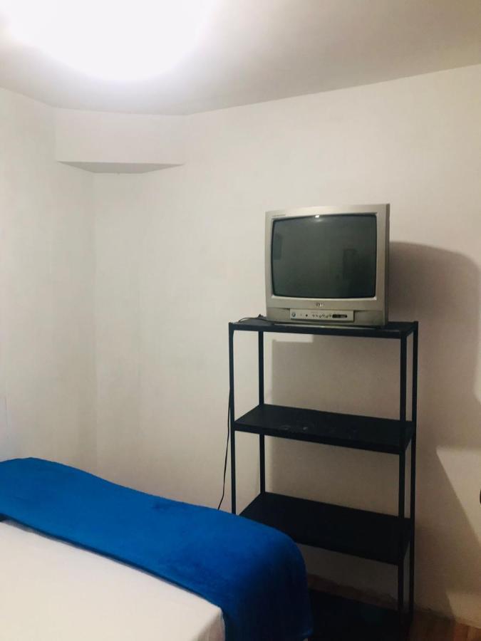 Hostal La 18 Перейра Екстериор снимка