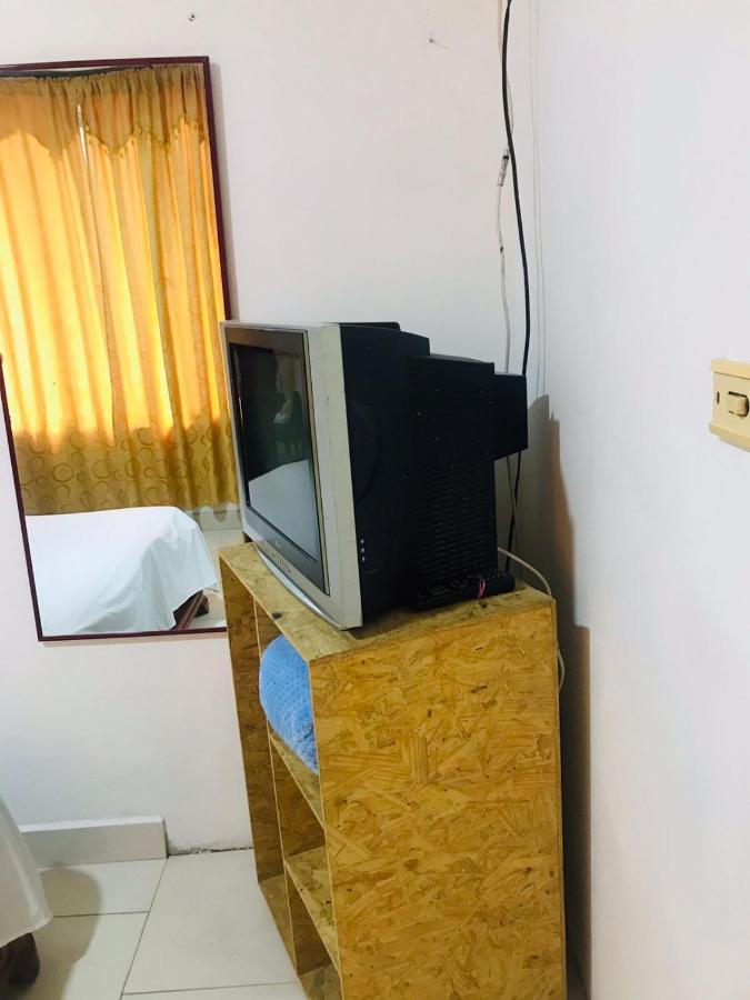Hostal La 18 Перейра Екстериор снимка
